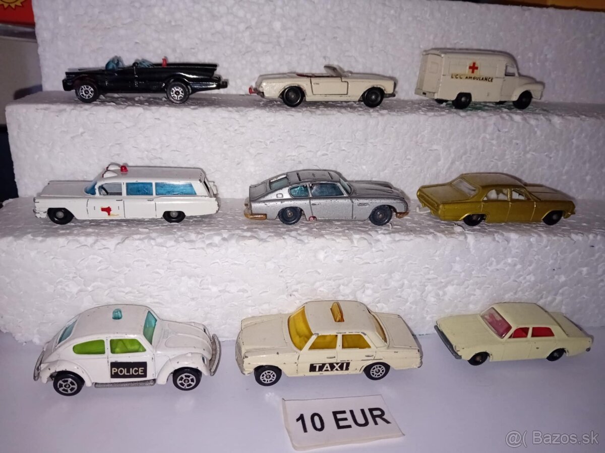 Matchbox RW Corgi Husky a ine - 2