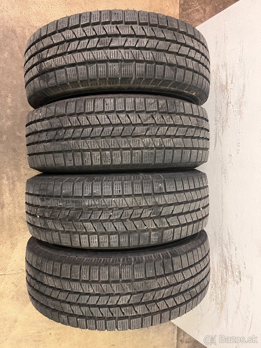 215/65R16 Pirelli zimne - 2