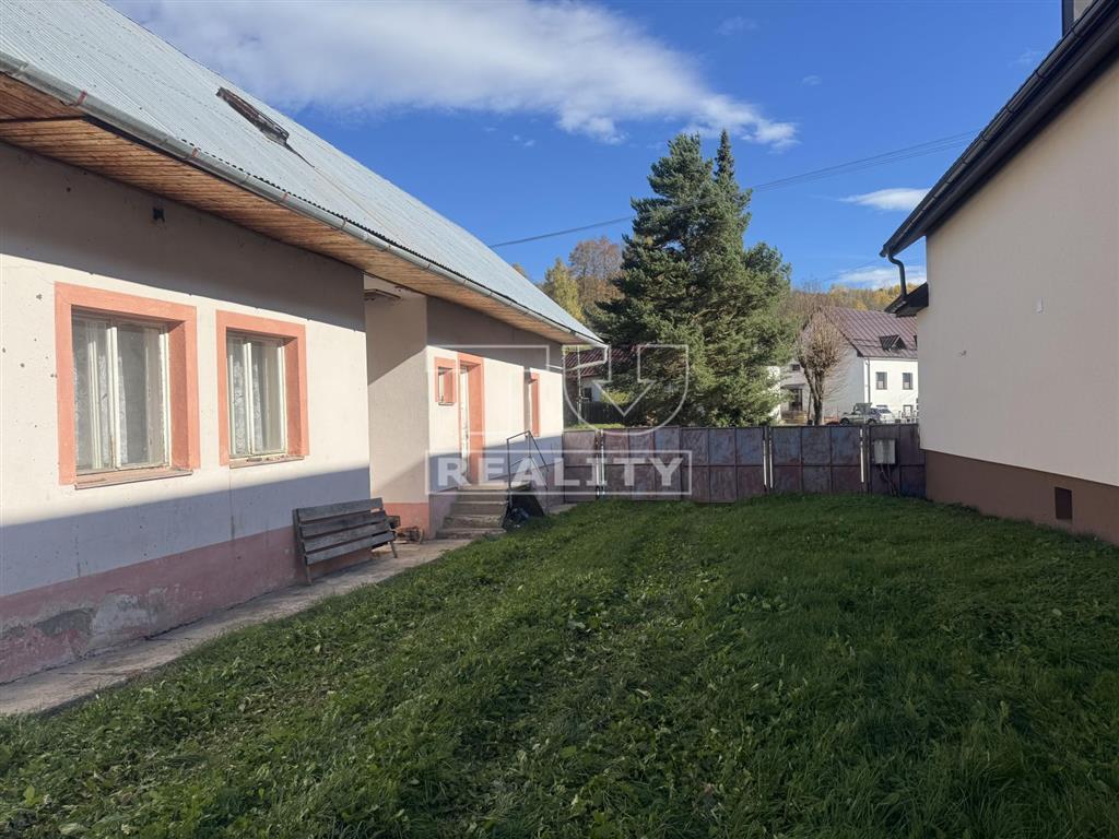 Dom s krásnym pozemkom 1550m2 len 7m od Trstenej a Tvrdošína - 2