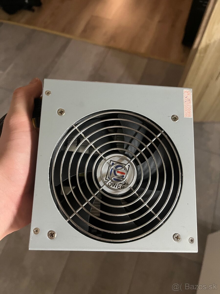 LC-Power LC600H-12 600W - 2