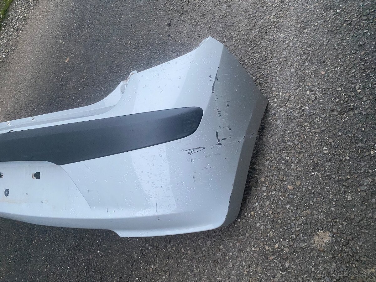Hyundai i10 zadný naraznik - 2