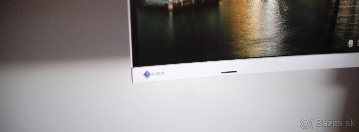 Predám display EIZO FlexScan EV3895 - 2