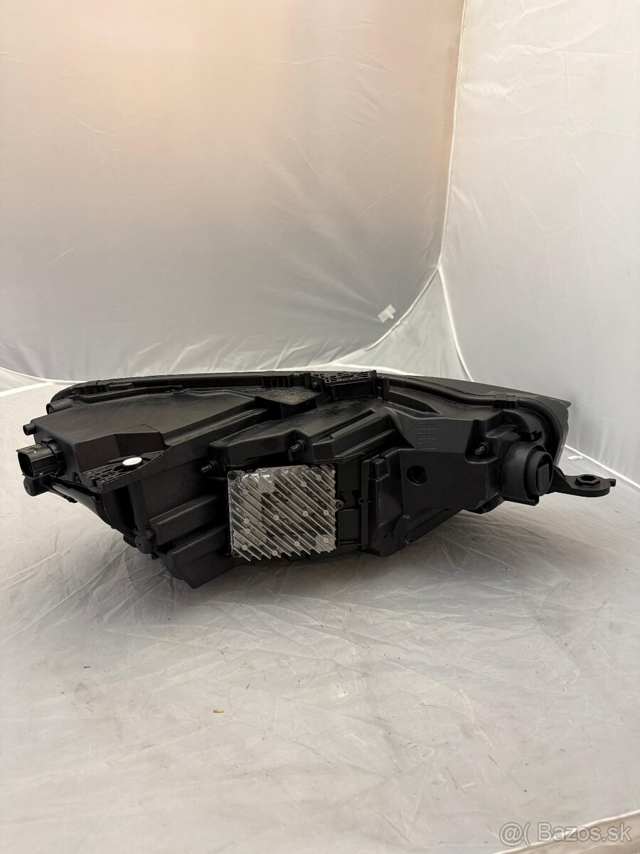 Svetlá Audi A5 Laser 8W6 - 2