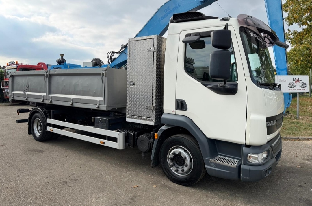 DAF LF 45.180 Hákový nosič kontajnerov - 2