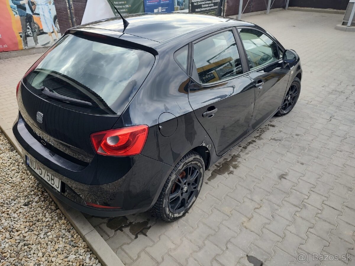Seat ibiza 1.4 benzín 2009 - 2