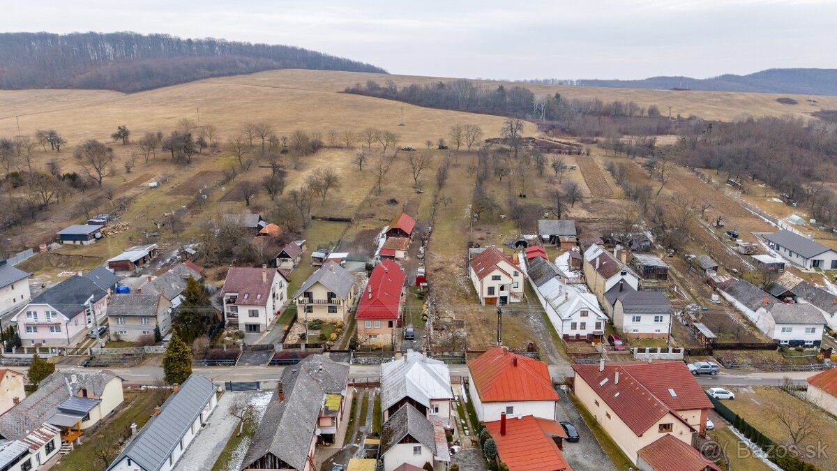 Na predaj stavebný pozemok v obci Vyšný Kazimír - 2