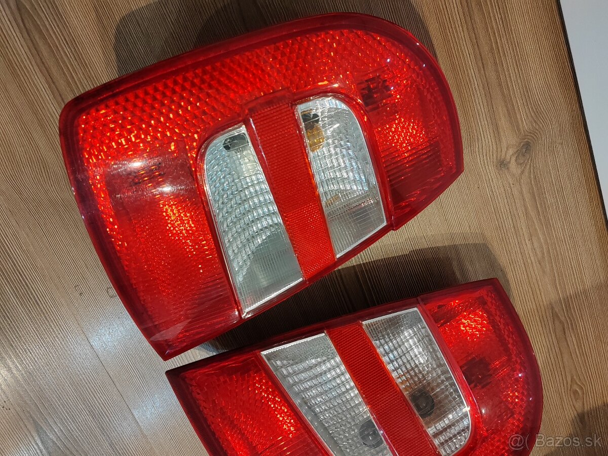 Škoda fabia zadné svetlá - 2