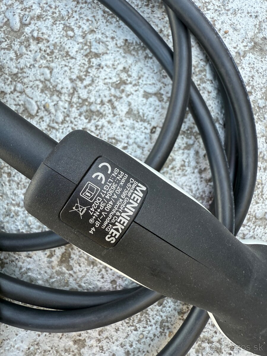 Nabijaci kabel orginal Mercedes - 2