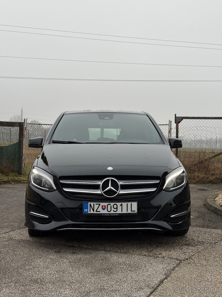Mercedes - Benz B - 2