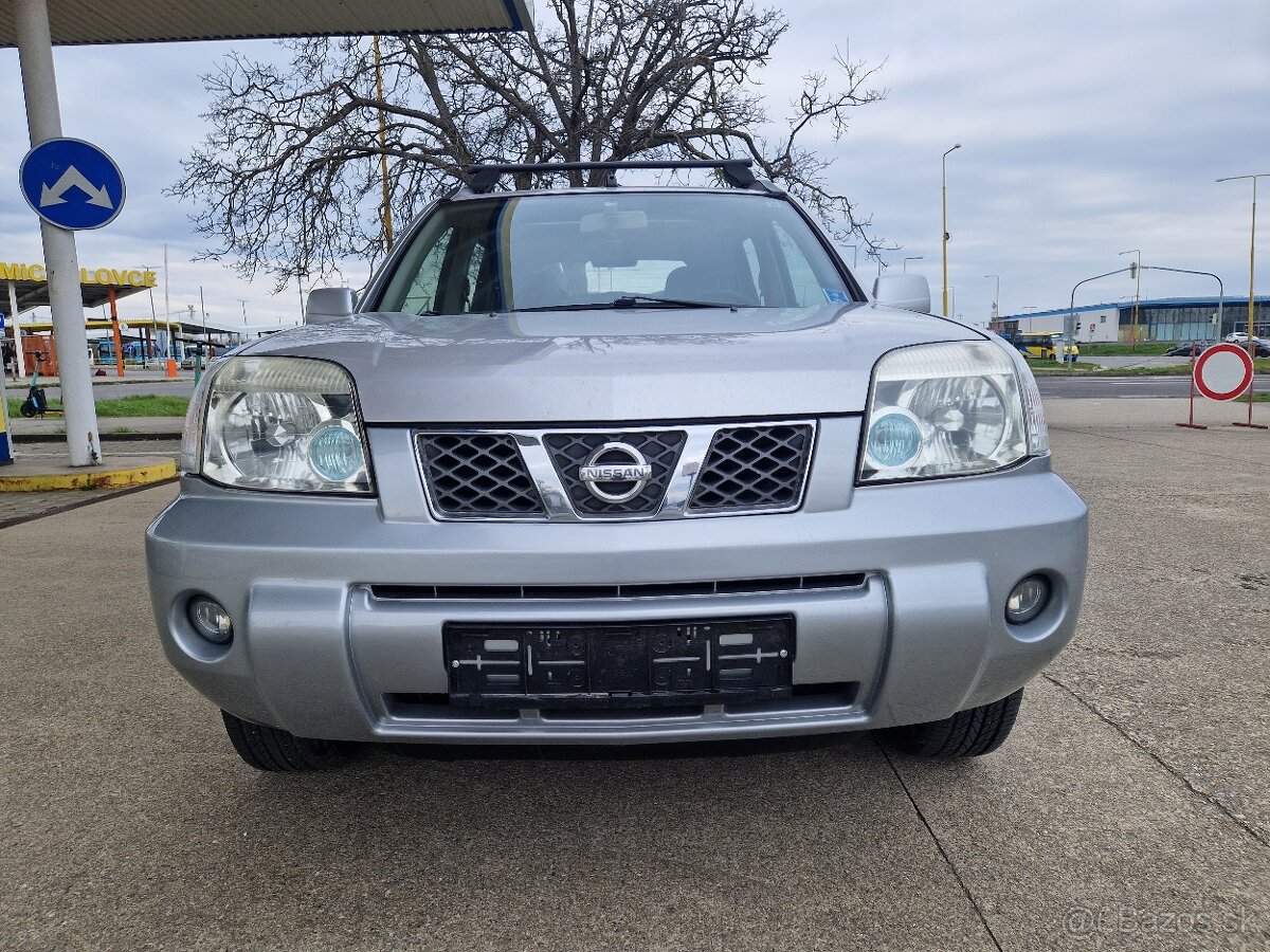 Nissan X-Trail 2.2 dCi Elegance - 2