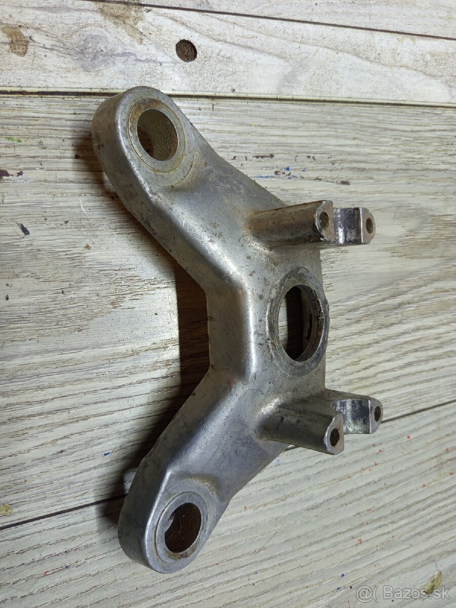 Horný držiak riadenia - 2