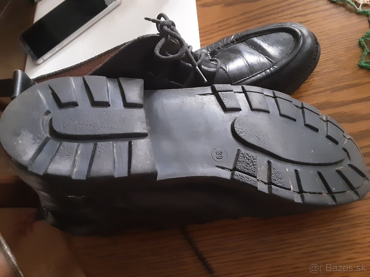Predaj topánok č39 a 40 - 2