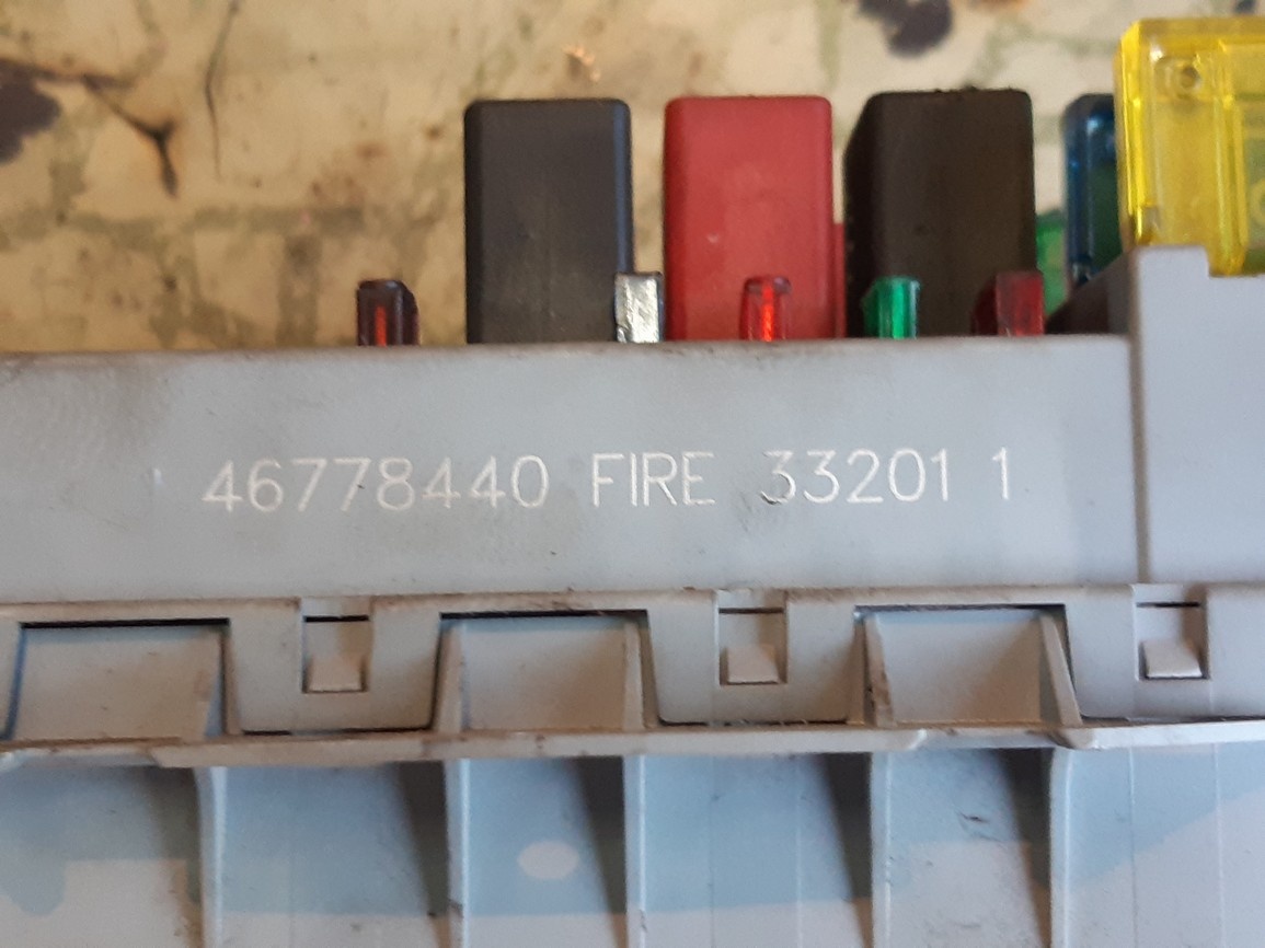 Fiat Punto Motor 1.2 8V Typ 188 - 2