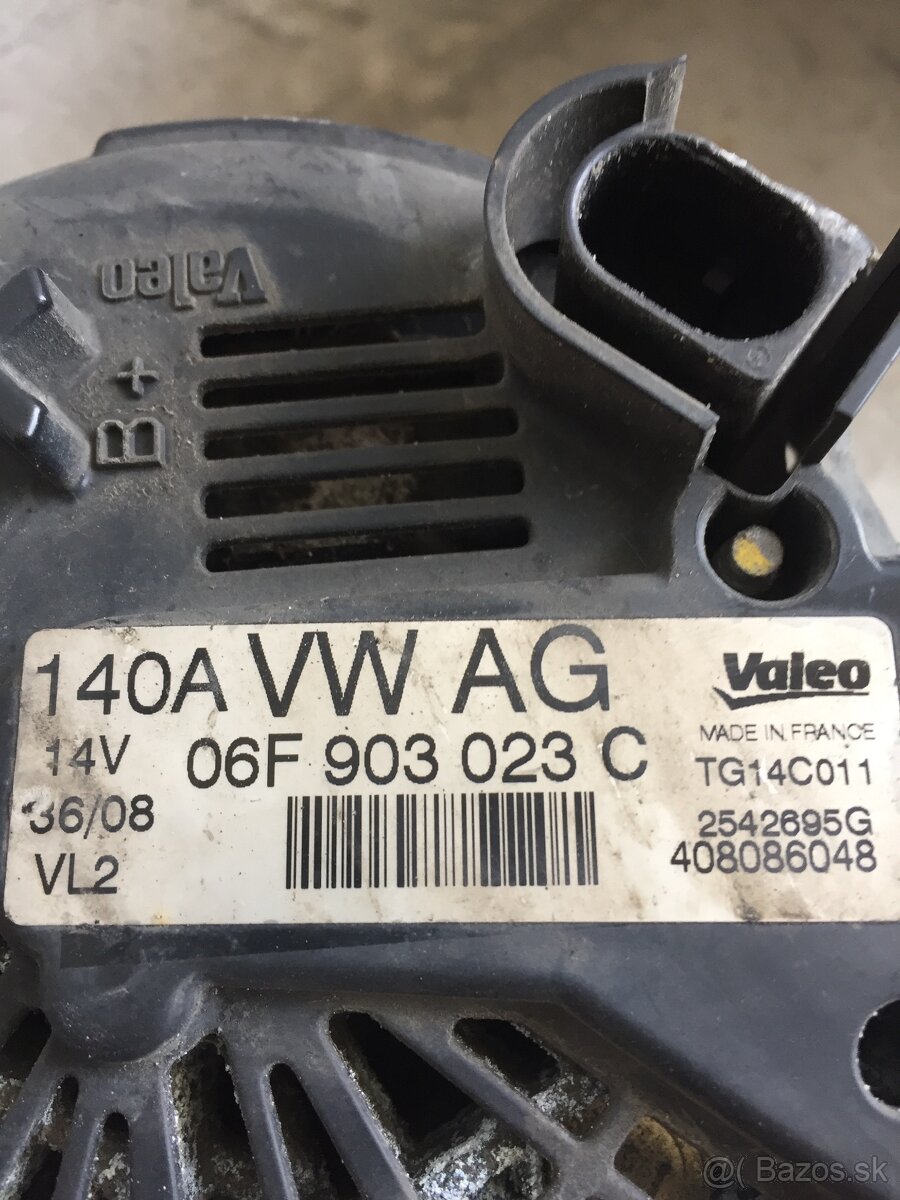 Alternátor 06F903023C - 2