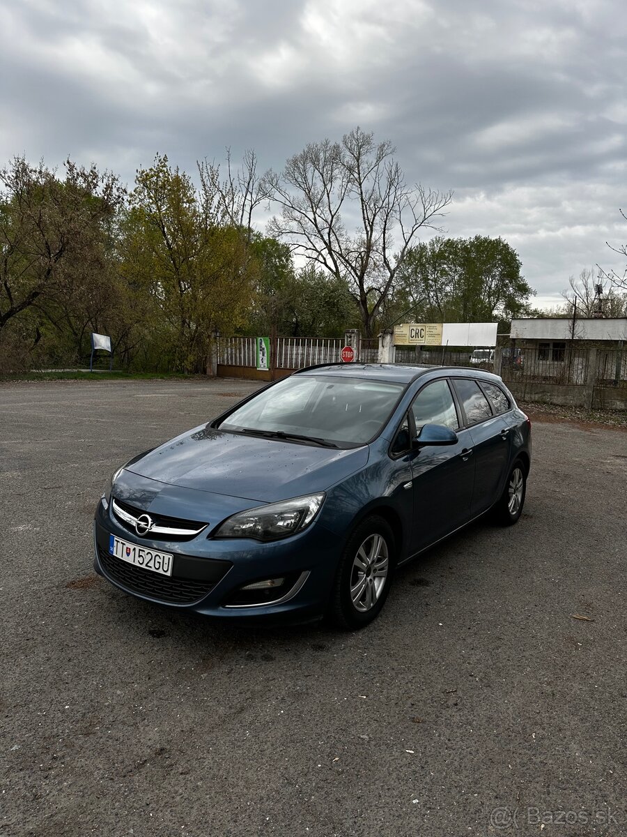 Na prenájom auto Opel Astra 1.7 - 2
