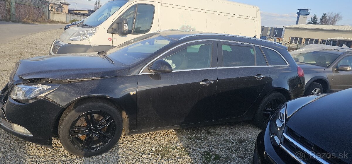 Opel Insignia CDTI 2,0 automat 118kW 2010 - 2