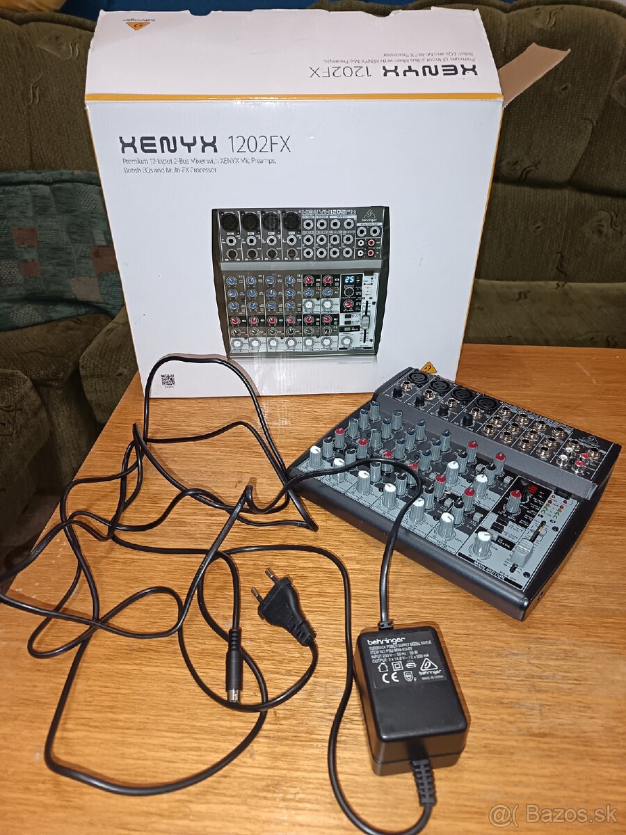Behringer Xenyx 1202FX - 2