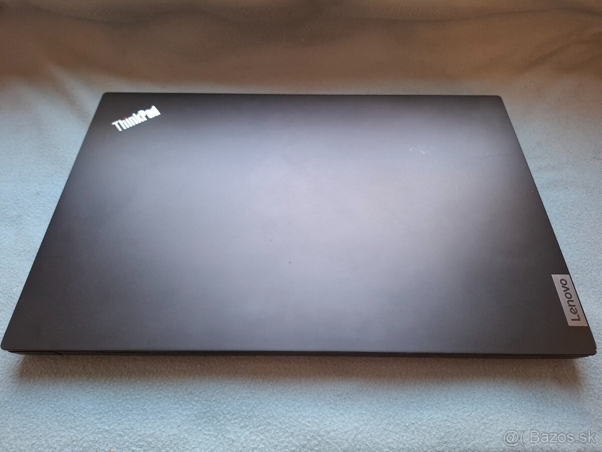 Lenovo ThinkPad E15, AMD Ryzen 5, 8GB RAM, 256GB SSD - 2