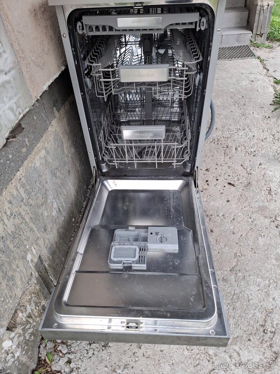 Predám na náhradne diely - 2