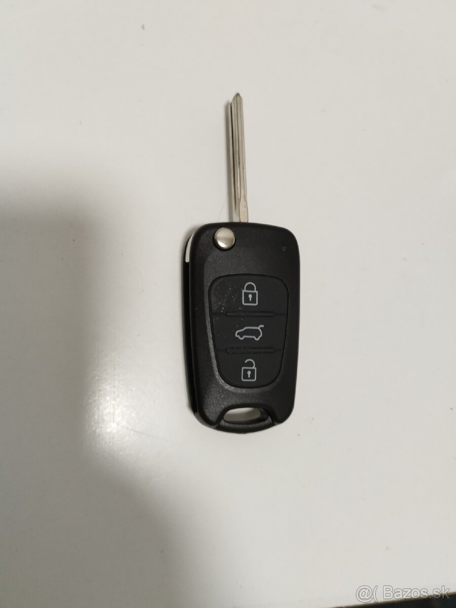 Predám obal kľúča na kia ceed - 2