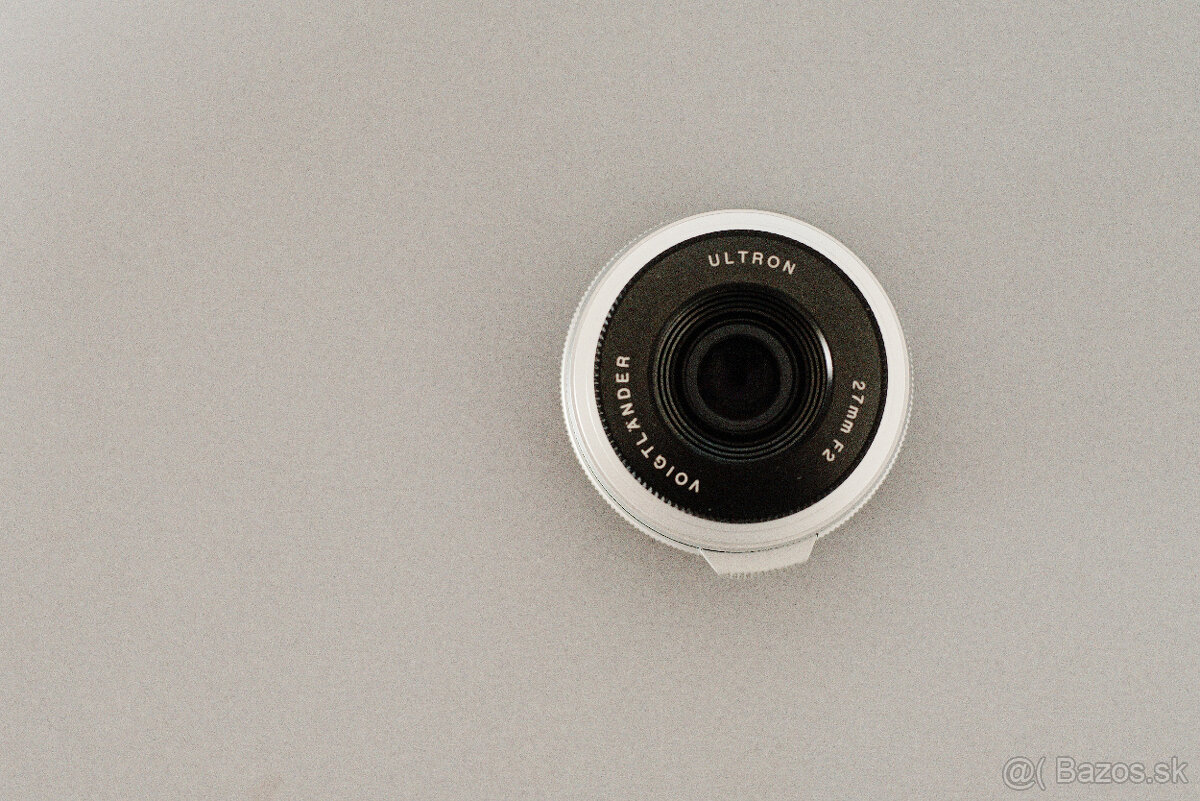 Voigtlander 27mm f2 - 2