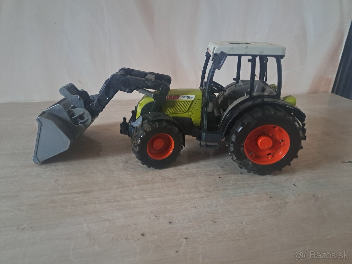 traktor s nakladačom - 2