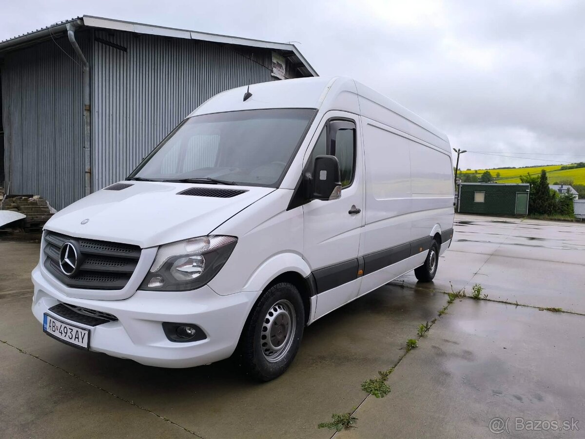 Mercedes Sprinter - 2