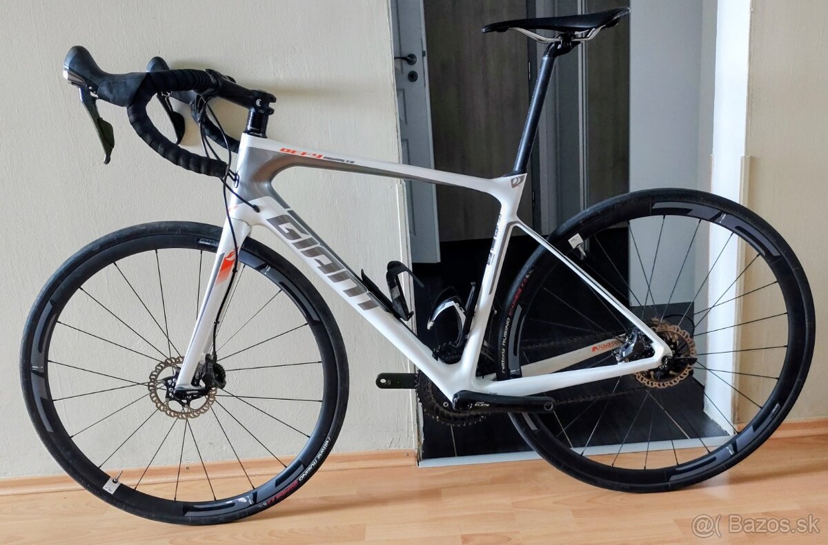 Karbónový Giant Defy Advanced 3 Disc - 2
