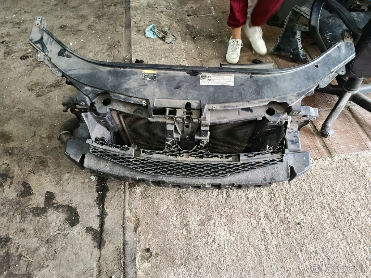 V.Pasat CC-2.0Tdi Predam Diely - 2