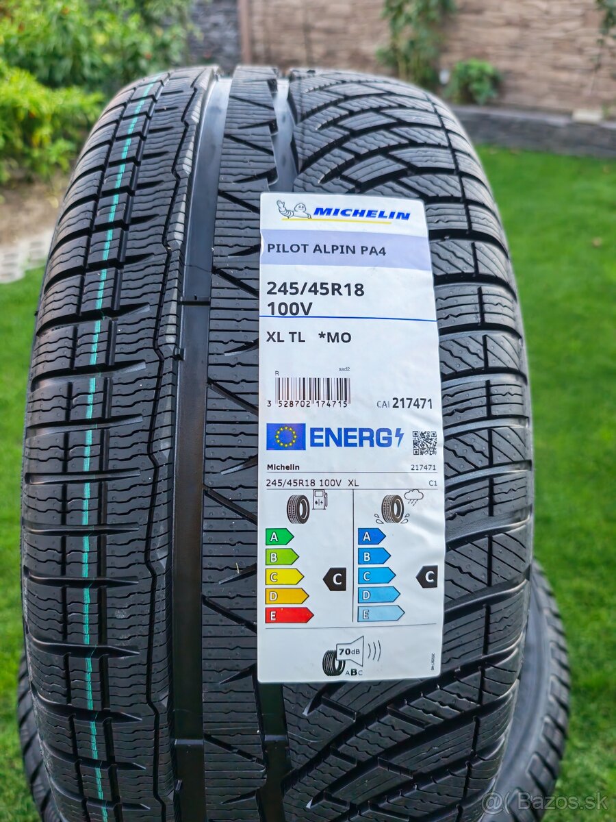 Michelin Pilot Alpin PA4 245/45 R18 - 2