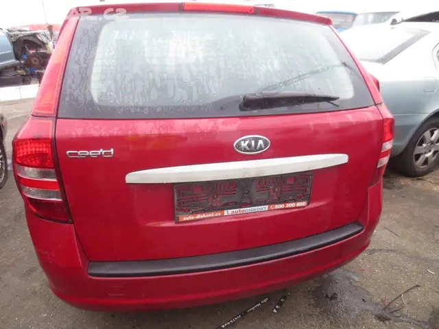 KIA CEED 1.4 BENZIN 80 KW typ G4FA diely - 2