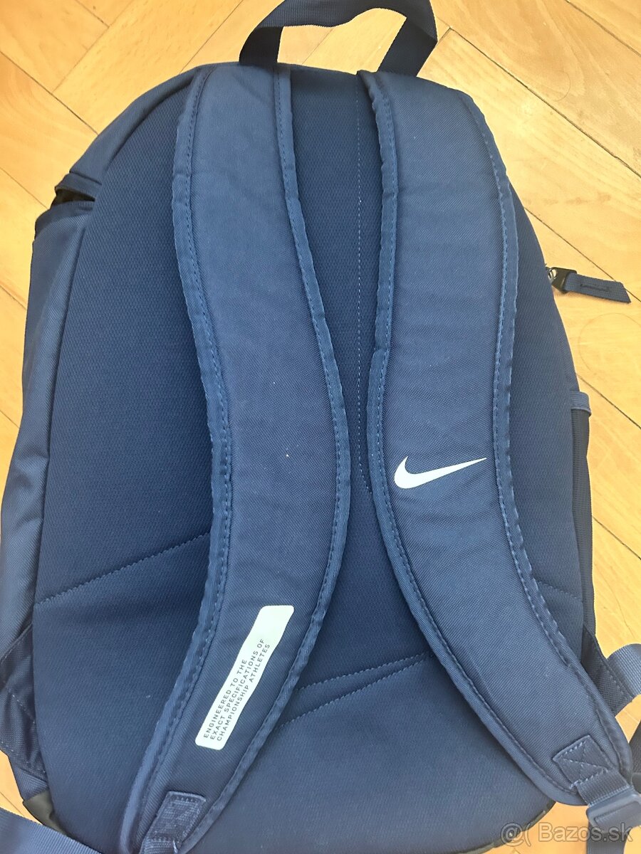 Nike značkový batoh - 2