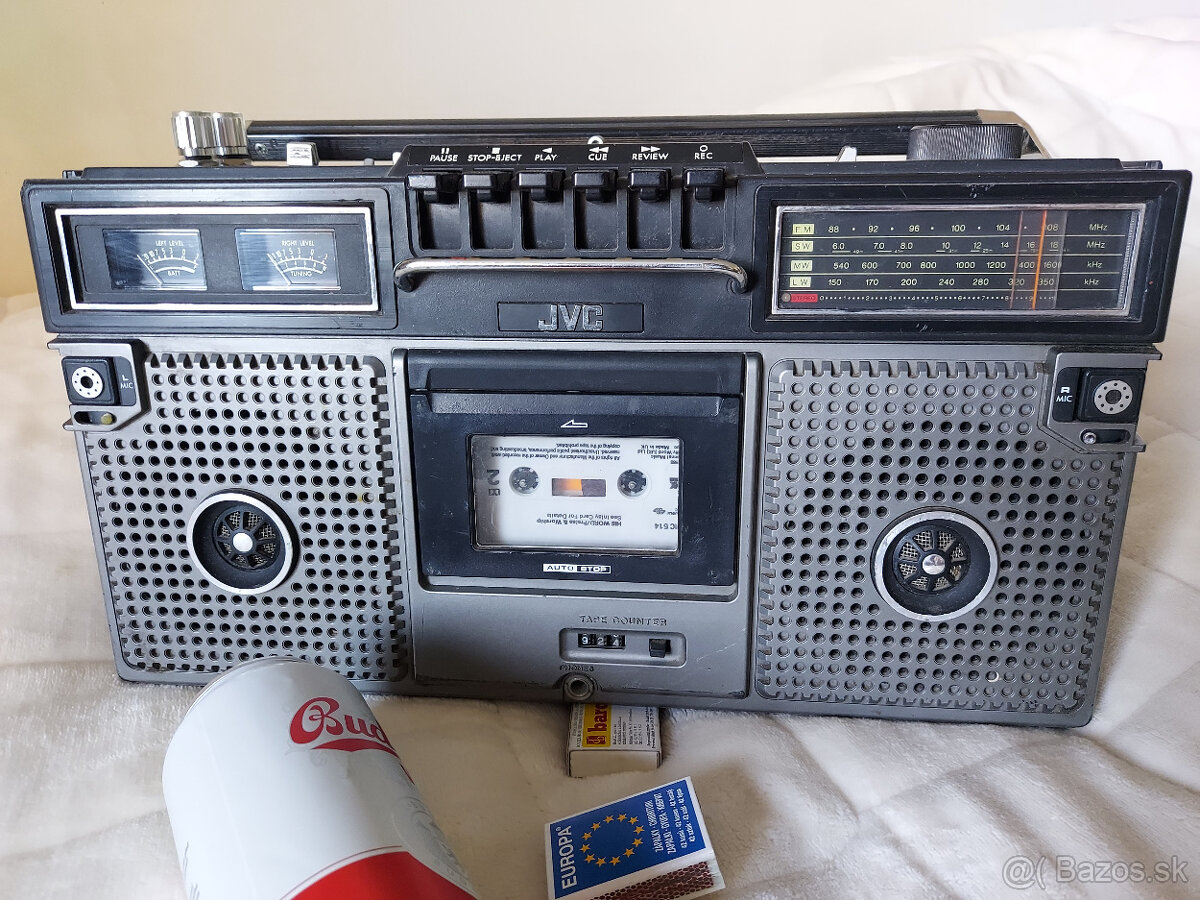 Predám aj pre zberateľa rádio JVC RC - 717 L - 2