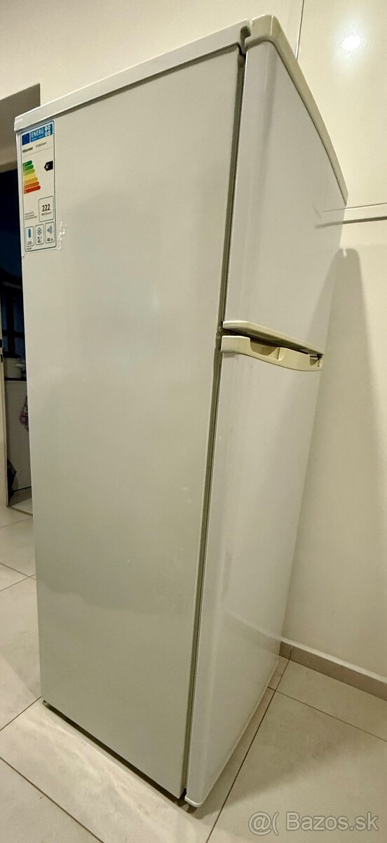 Hisense chladnička s mrazničkou - 2