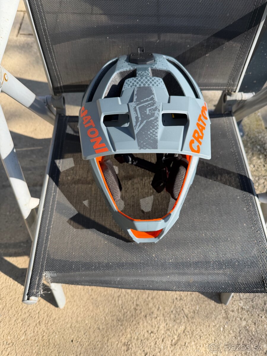 Caratoni Madroc prilba - 2