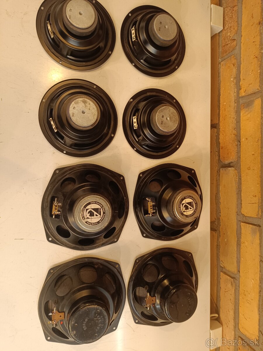 Basové reproduktory - 2