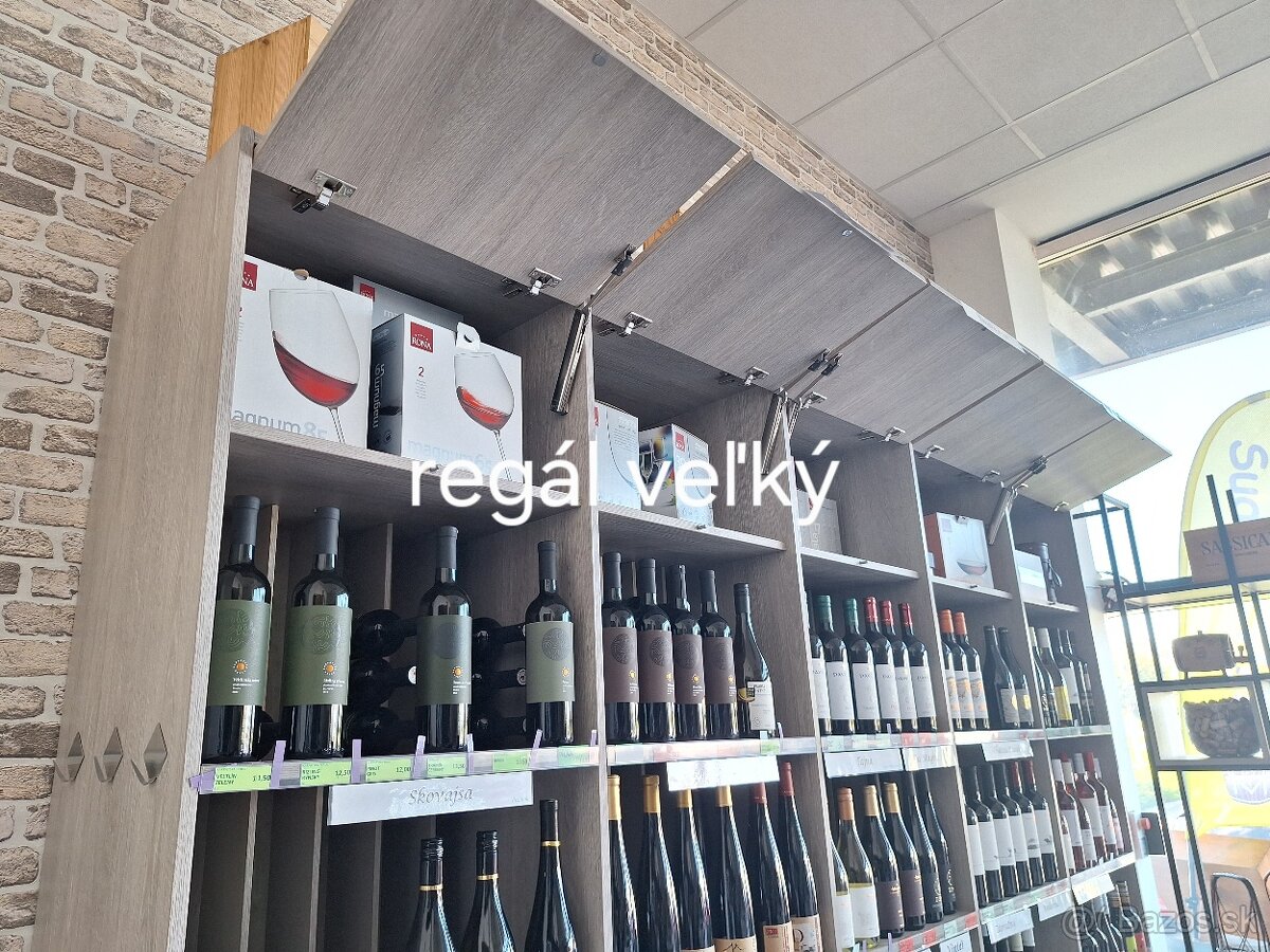 Regále, dvere-lietačky - 2