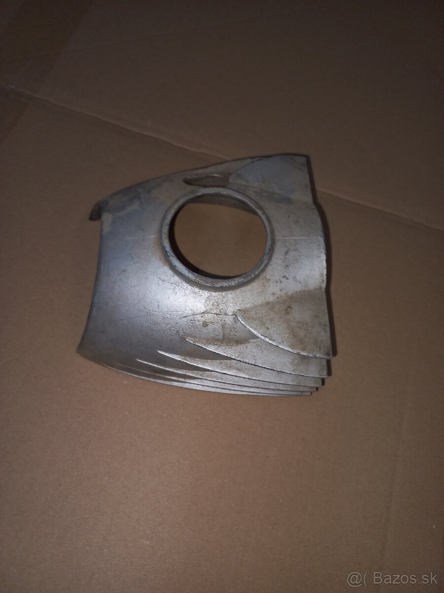 Jawa 250 353 kryt karburátora. - 2