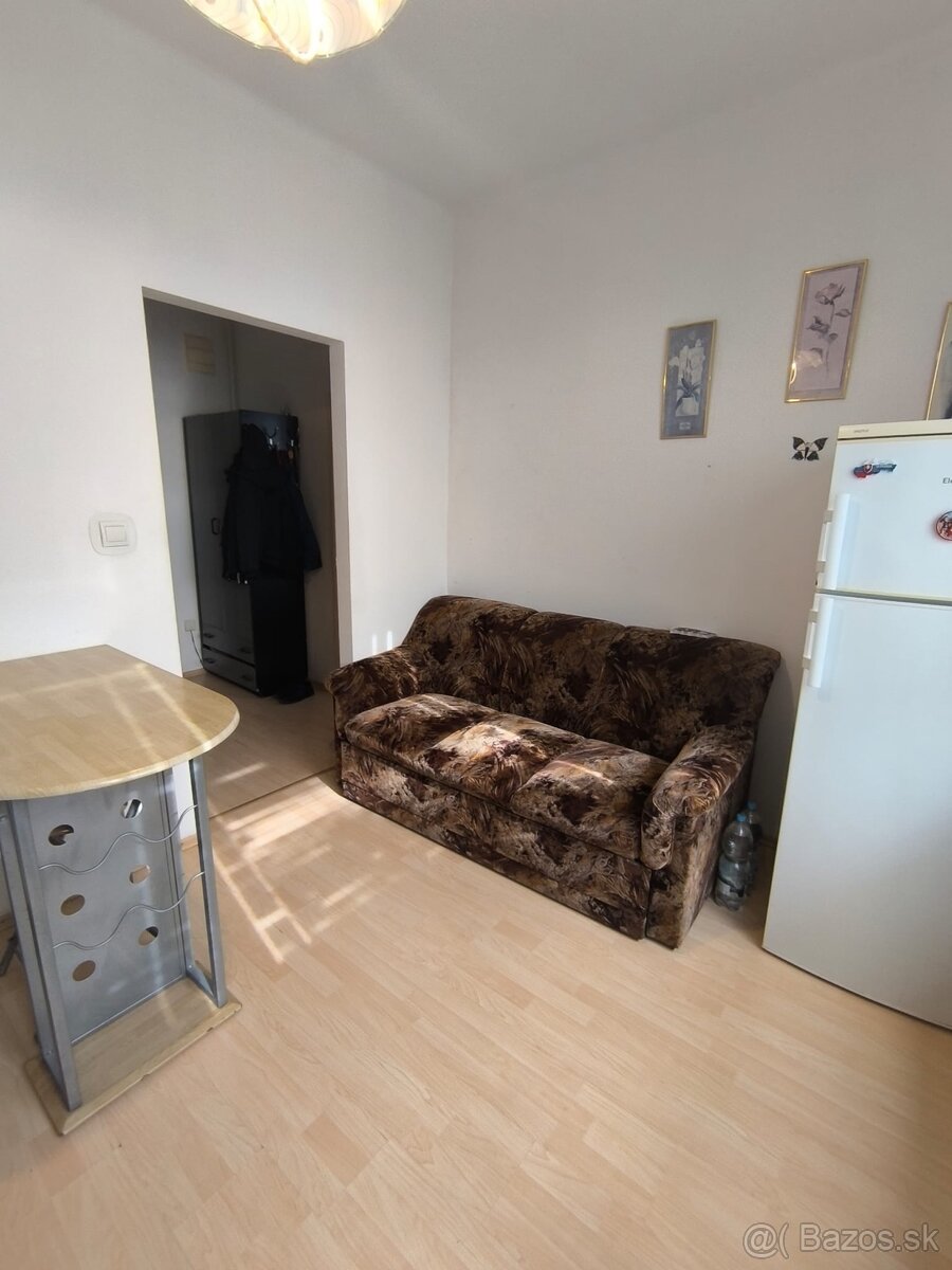Prenajom byt, nove mesto nad vahom - 2