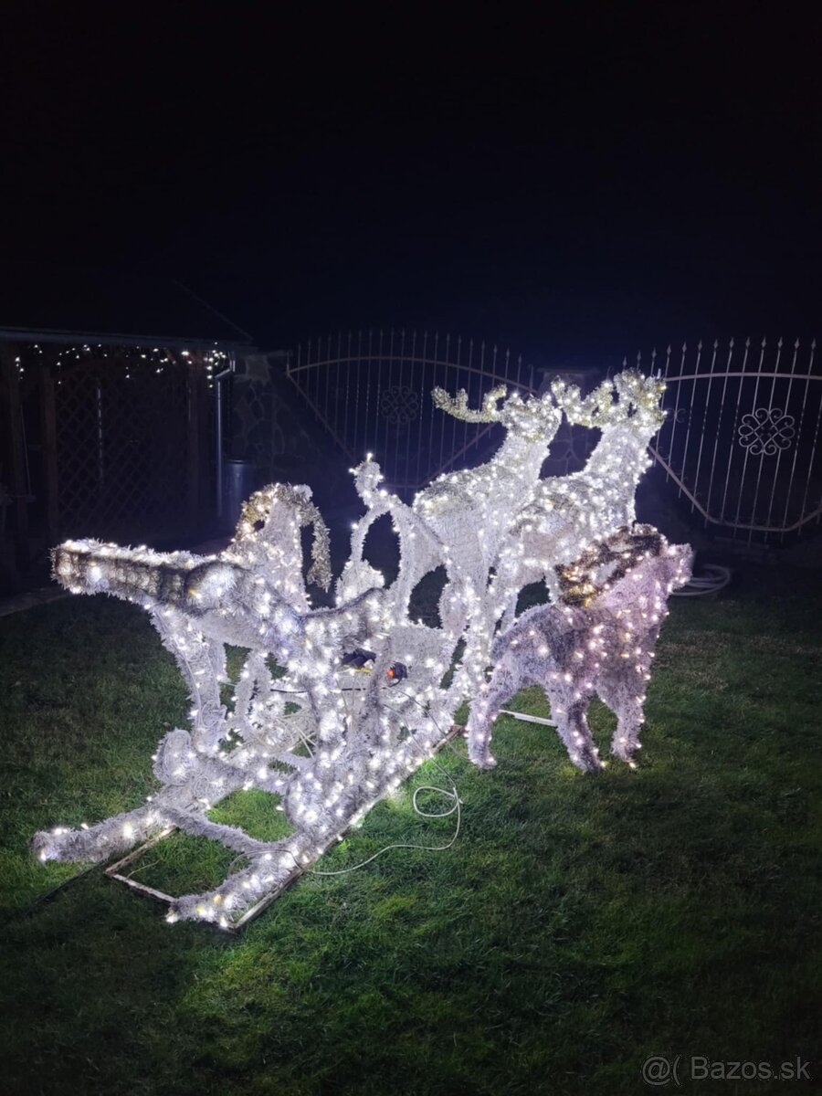 Vianočná svetelná dekorácia soby so saňami LED - 2