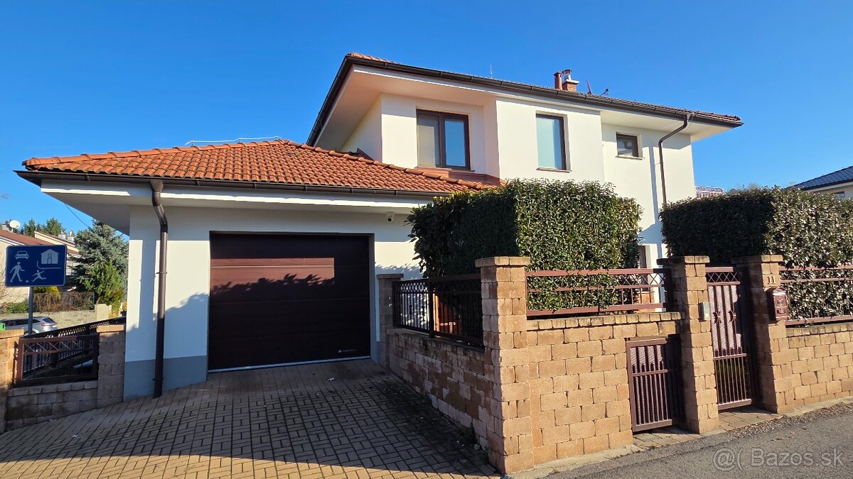 Predaj 10.roč.rodinneho domu v Záhorskej Bystrici - 2