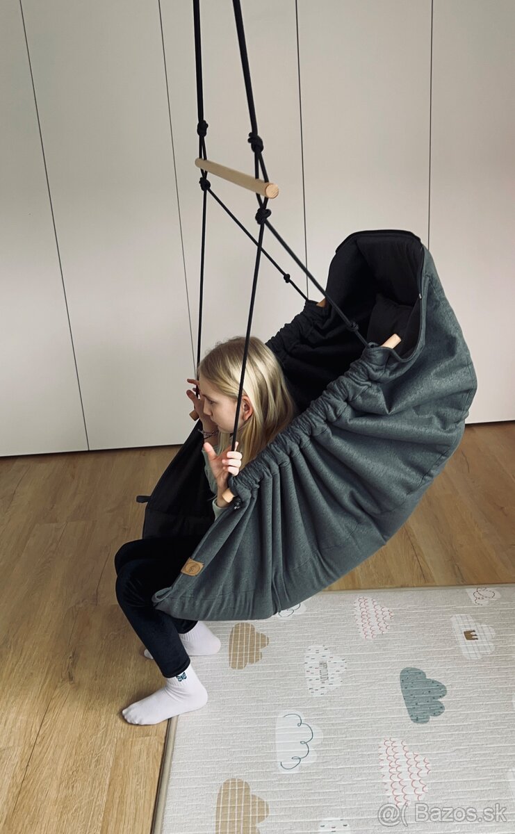 Hojdačka, hačka, kolíska na uspávanie detičiek - 2