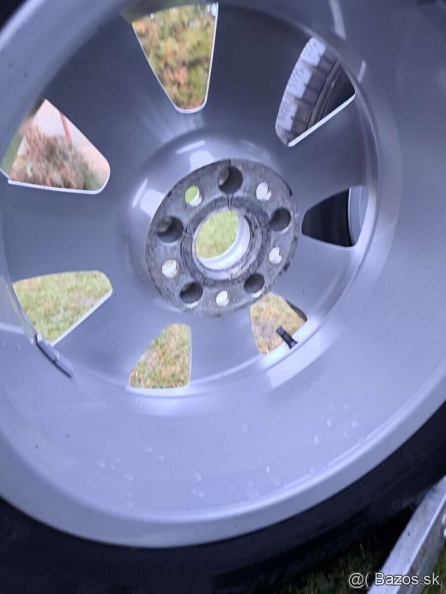 Disky Audi Q3 5x112 R16 ET33 - 2