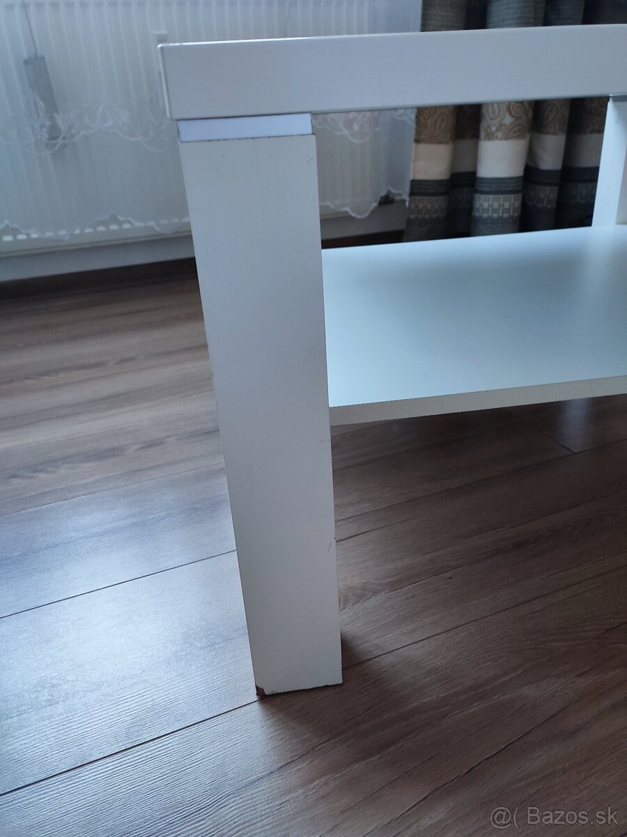 Biely konferenčný stolík 70x70cm - 2