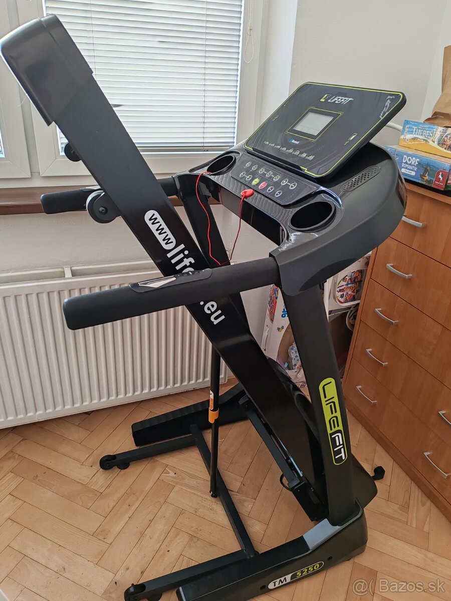 Bežecký pás LIFEFIT TM5250 - 2