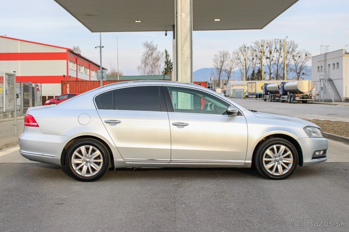 Volkswagen Passat B7 Sedan 2.0 TDI BMT - 2