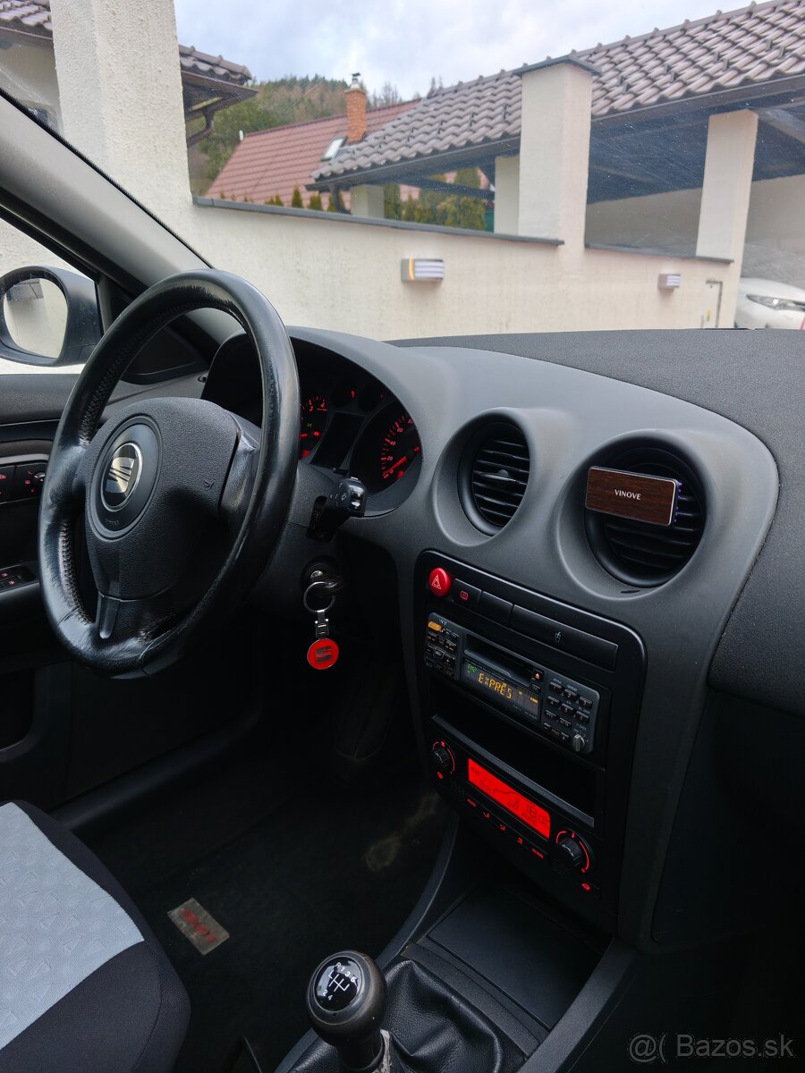 Seat Ibiza - 2