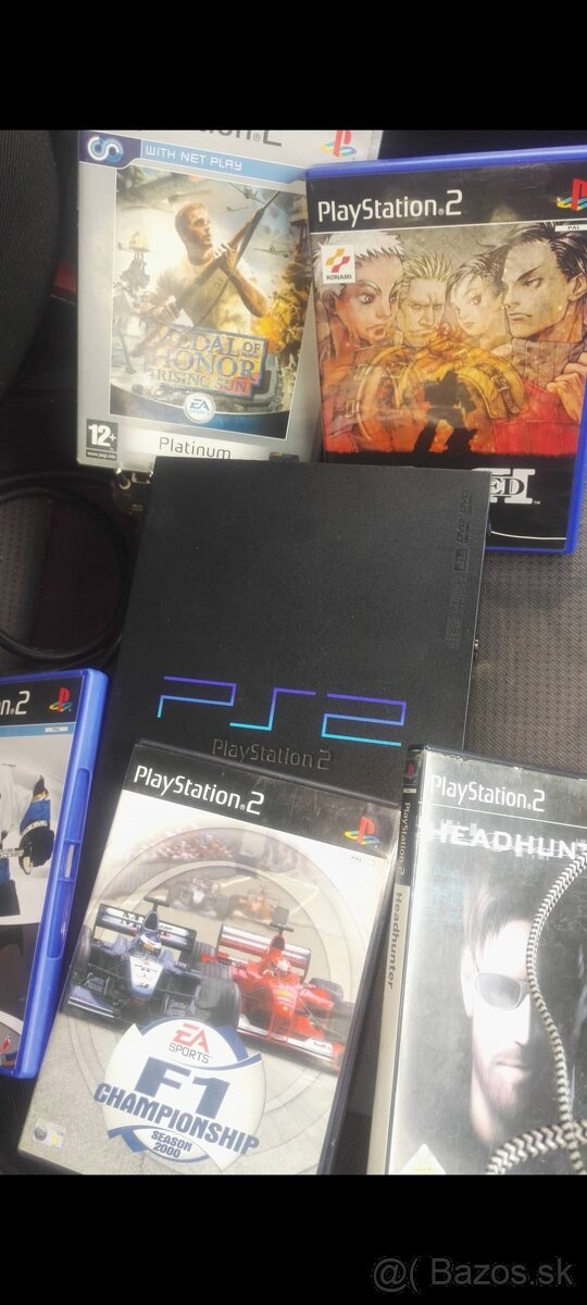 Playstation 2 + hry a ovládače - 2