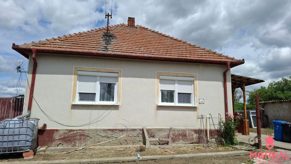 Rodinný dom Trávnik za 43.000,- - 2