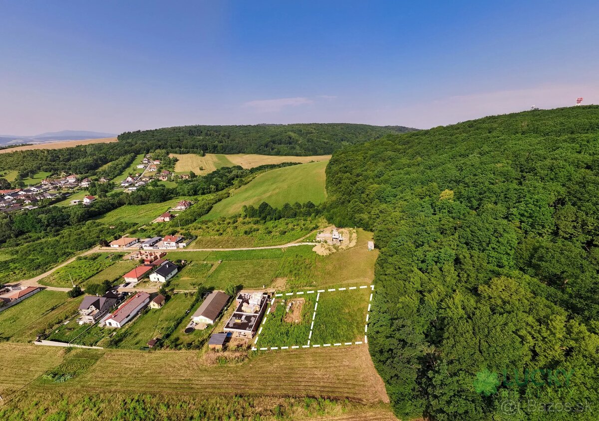 Stavebný pozemok, 890m2, Kanaš - 2